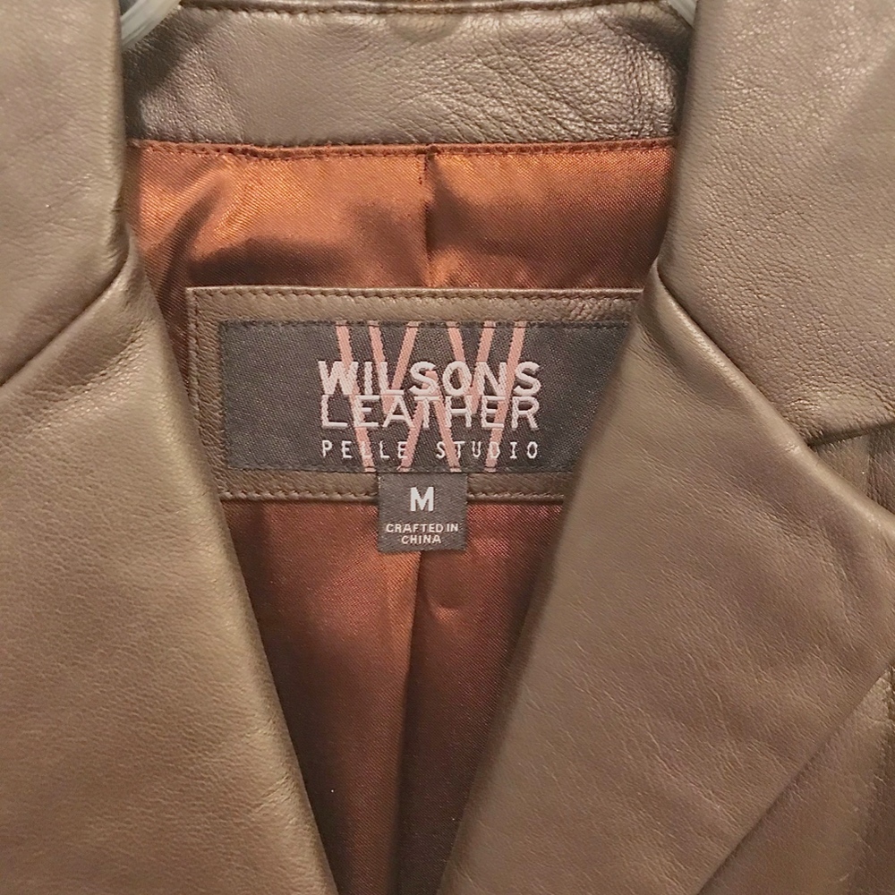 Leather jacket - Picture 2 of 3